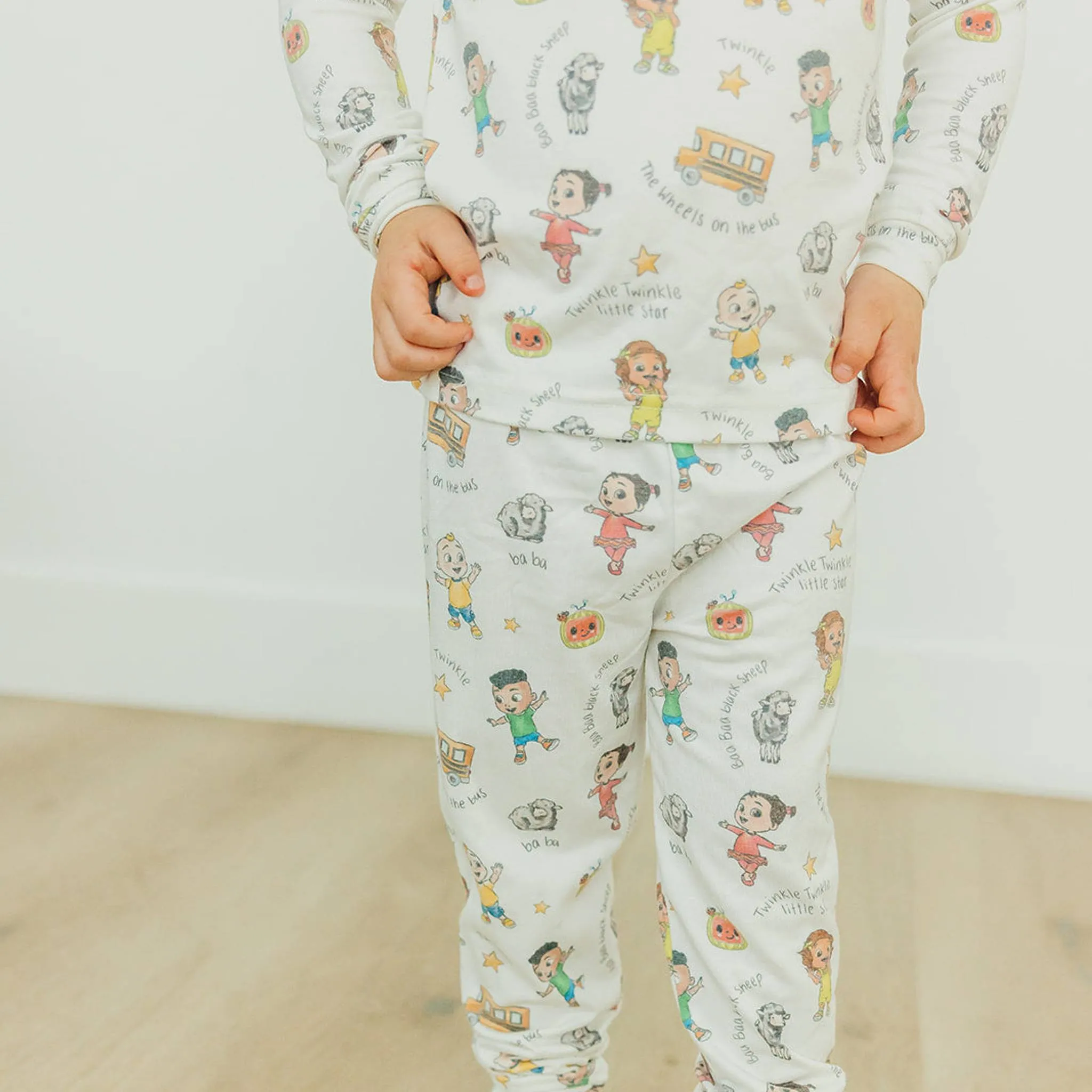 2pc Long Sleeve Pajama Set - CoComelon Friends