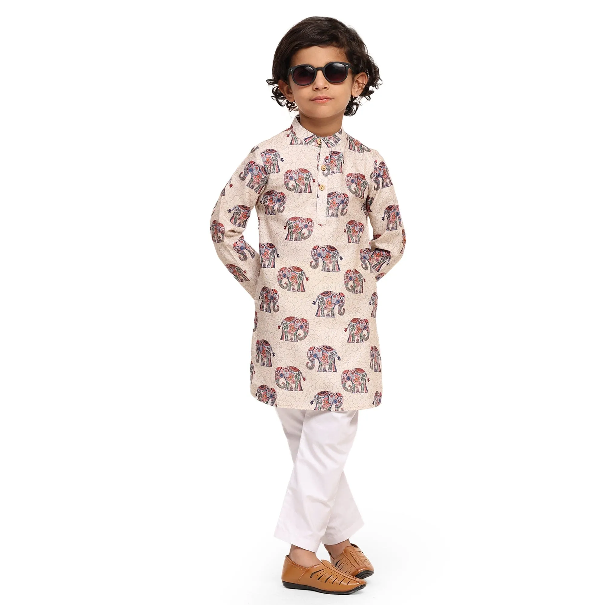 Royal Elephant print Vestiario's Blend Linen Kurta Pajama Set