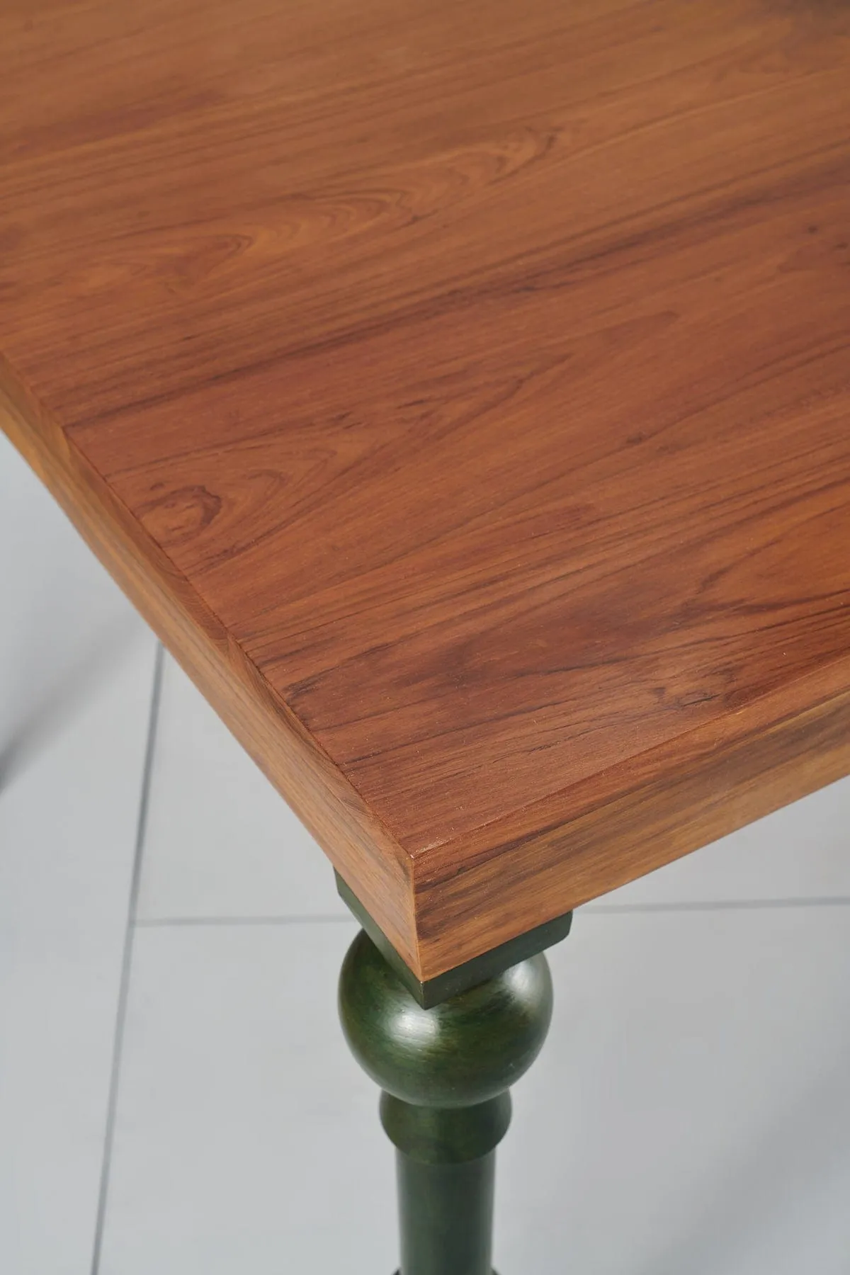 Roz Teak Wood Dining Table